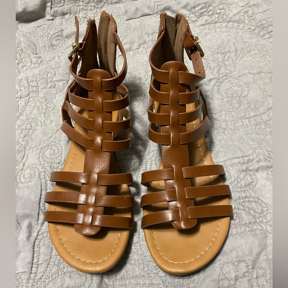 UNR8ED Brown Gladiator Ankle Strap Sandals with Open Toe and Zipper (Size: 6.5M)